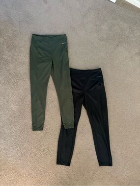 Eddie Bauer Olive Green & Black Leggings Set